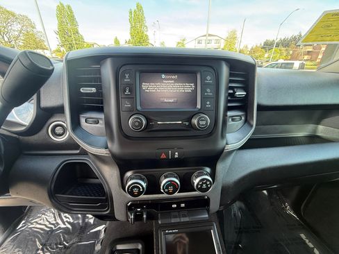 Used 2020 RAM 3500 Tradesman AWD/4WD image 13