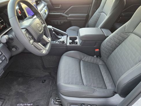 New 2026 Toyota 4Runner TRD Off-Road Premium AWD/4WD image 8
