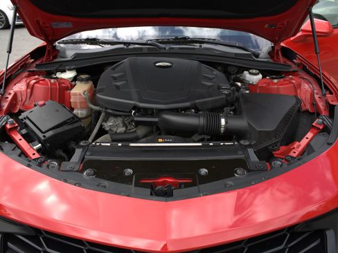 Used 2022 Chevrolet Camaro LT RWD image 28