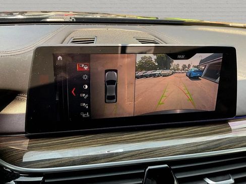Used 2018 BMW 540i RWD image 14
