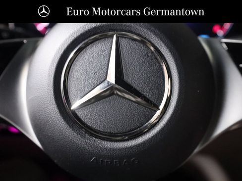 Used 2023 Mercedes-Benz GLC 300 4MATIC image 15