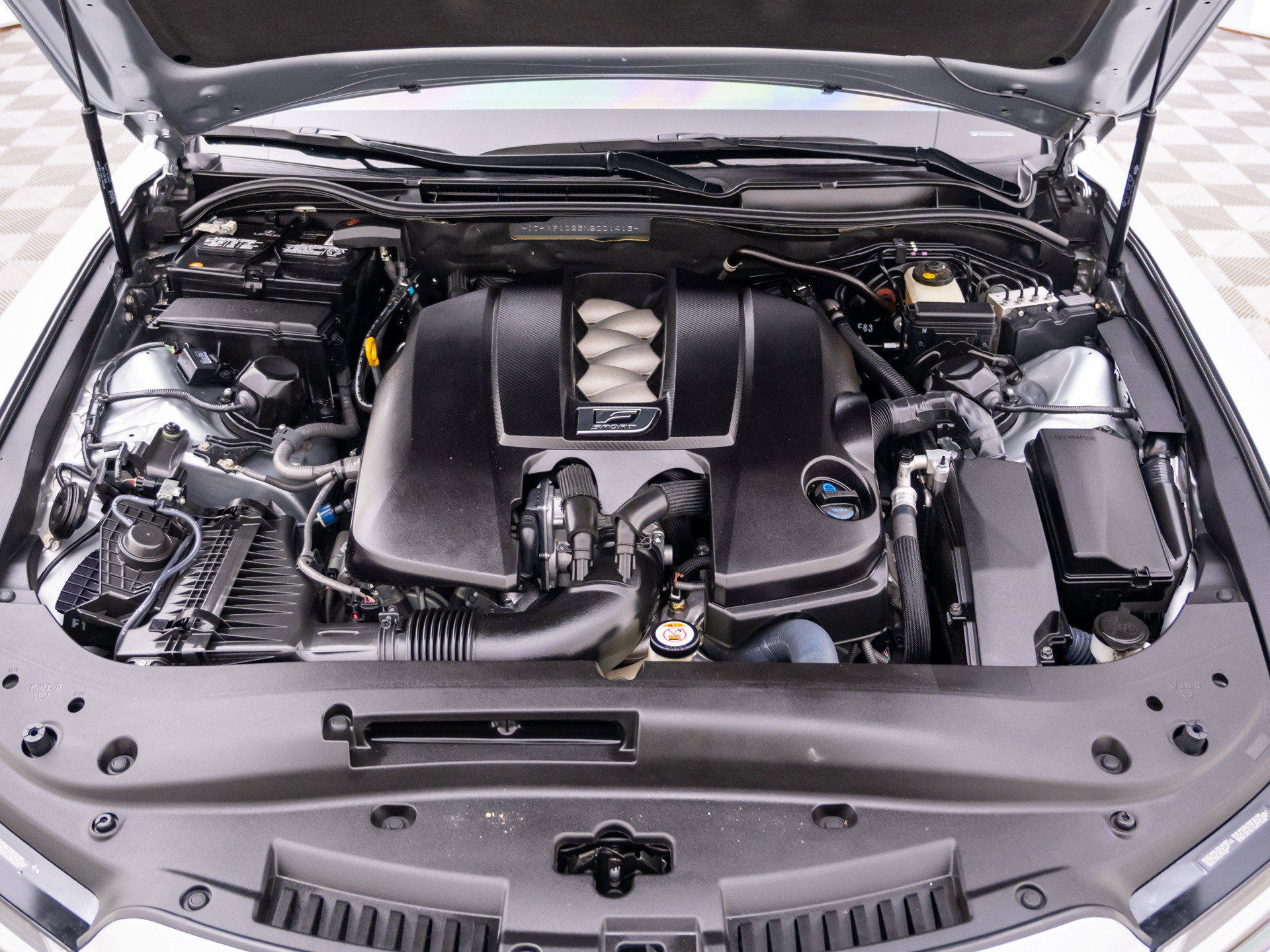 Used 2022 Lexus IS 500 RWD image 31