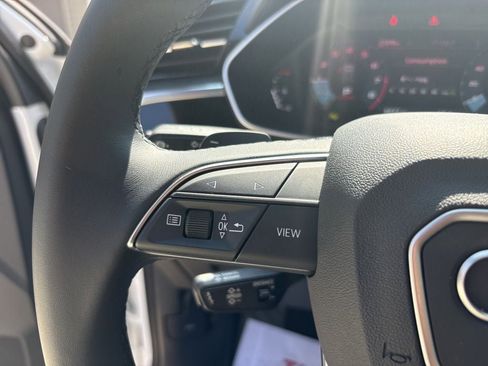 Used 2025 Audi Q3 2.0T Premium w/ Convenience Package image 24