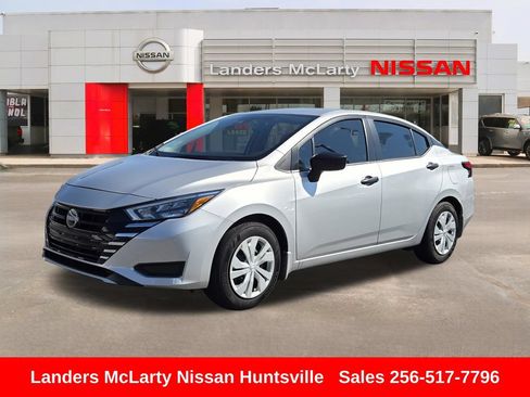 Used 2025 Nissan Versa S w/ Trunk Package FWD image 9
