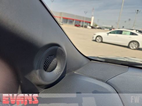 New 2026 Toyota Sienna Platinum image 5