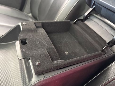 Used 2023 Jeep Grand Cherokee L Limited w/ Trailer Tow Group (B) image 32