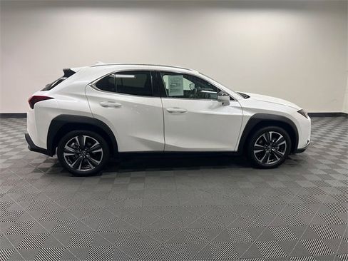 Certified 2024 Lexus UX 250h FWD image 35