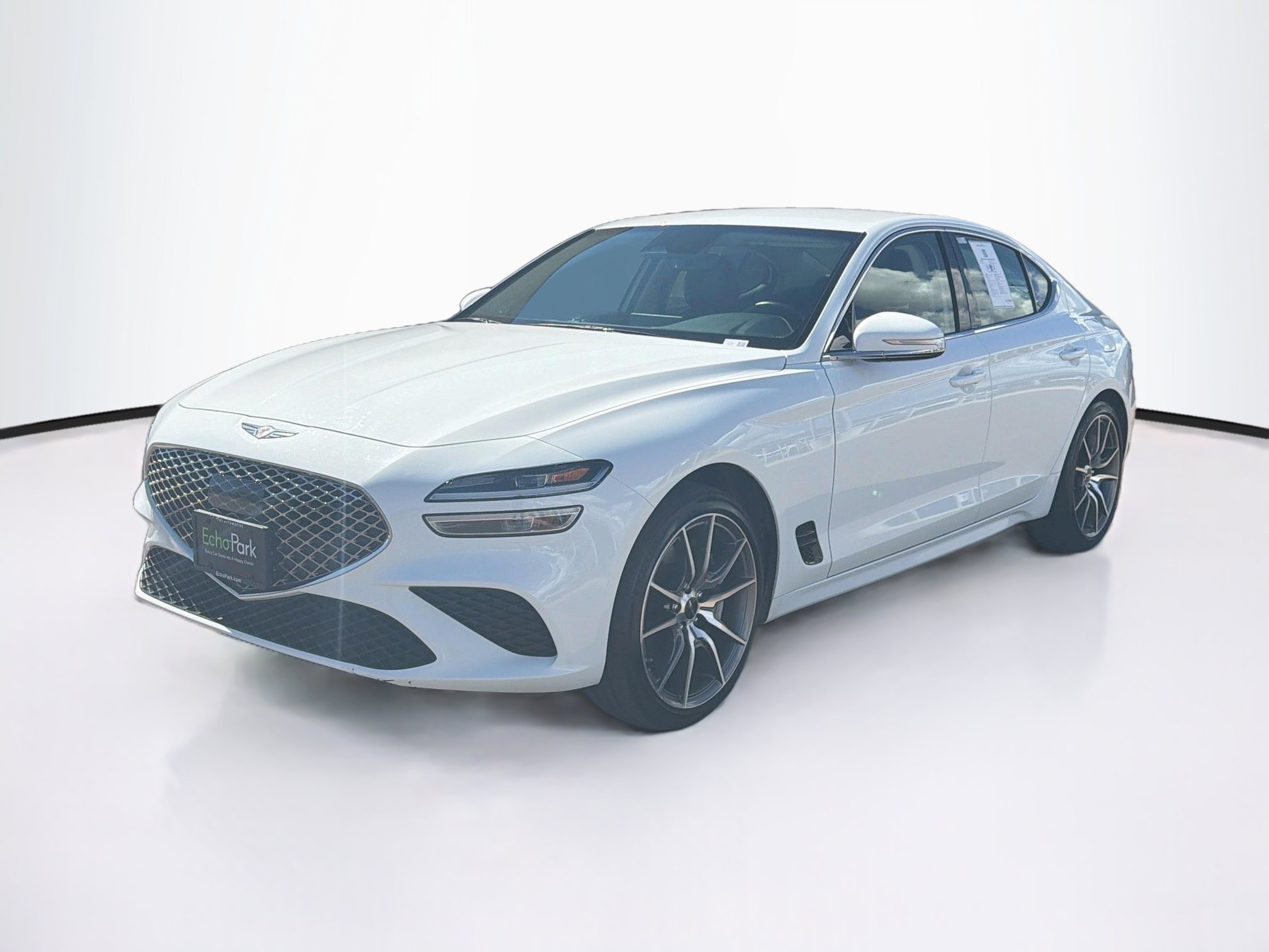 Used 2025 Genesis G70 2.5T AWD/4WD image 3