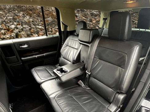 Used 2019 Ford Flex Limited image 25