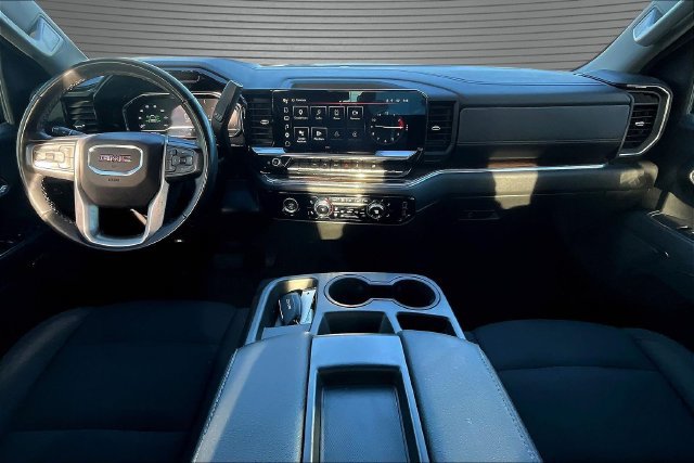 Used 2023 GMC Sierra 1500 Elevation AWD/4WD image 7