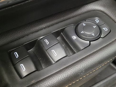 Used 2019 GMC Terrain SLE w/ Driver Convenience Package image 27