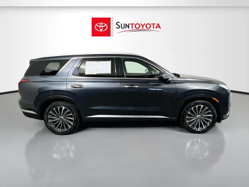 Used 2025 Hyundai Palisade Calligraphy AWD/4WD image 2