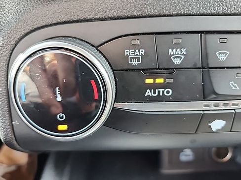 Used 2023 Ford Escape ST-Line image 31