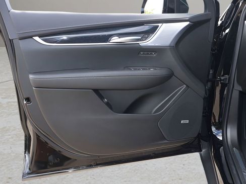 New 2026 Cadillac XT5 Premium Luxury w/ Driver Assist Package AWD/4WD image 10