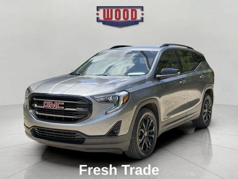 Used 2021 GMC Terrain SLT w/ Elevation Edition FWD image 3