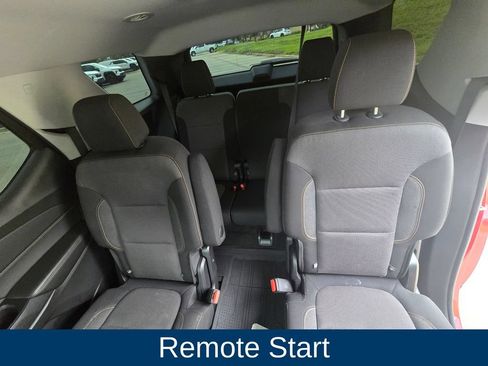 Used 2019 Chevrolet Traverse LT FWD image 11