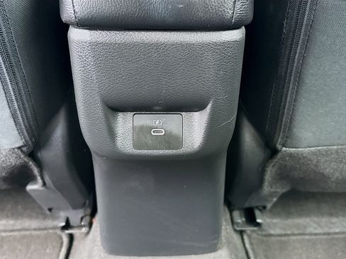 Used 2023 Nissan Versa SV image 16