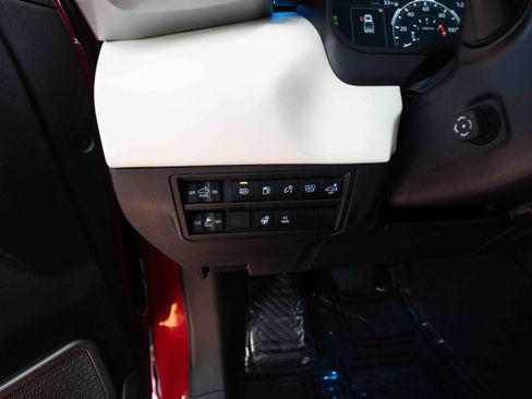 Used 2022 Toyota Tundra Capstone image 11