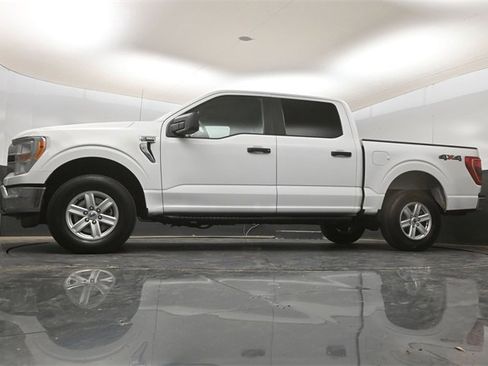 Used 2021 Ford F150 XLT w/ Trailer Tow Package image 16