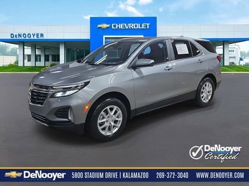 Used 2024 Chevrolet Equinox LT w/ LPO, Floor Liner Package image 1