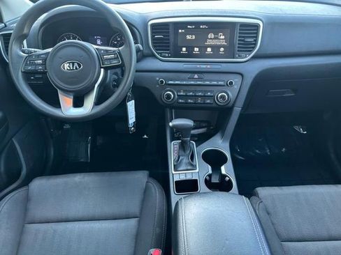 Used 2022 Kia Sportage LX FWD image 12