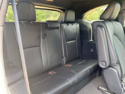 Used 2021 Toyota Highlander XSE FWD image 9