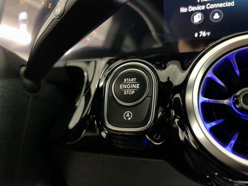 Certified 2022 Mercedes-Benz GLA 250 image 26