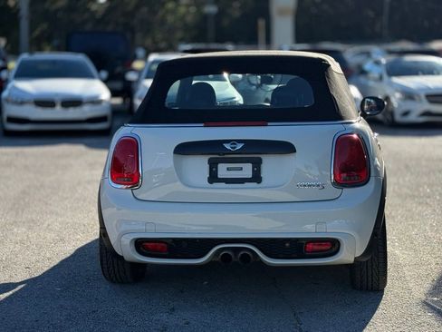 Used 2017 MINI Cooper S image 5