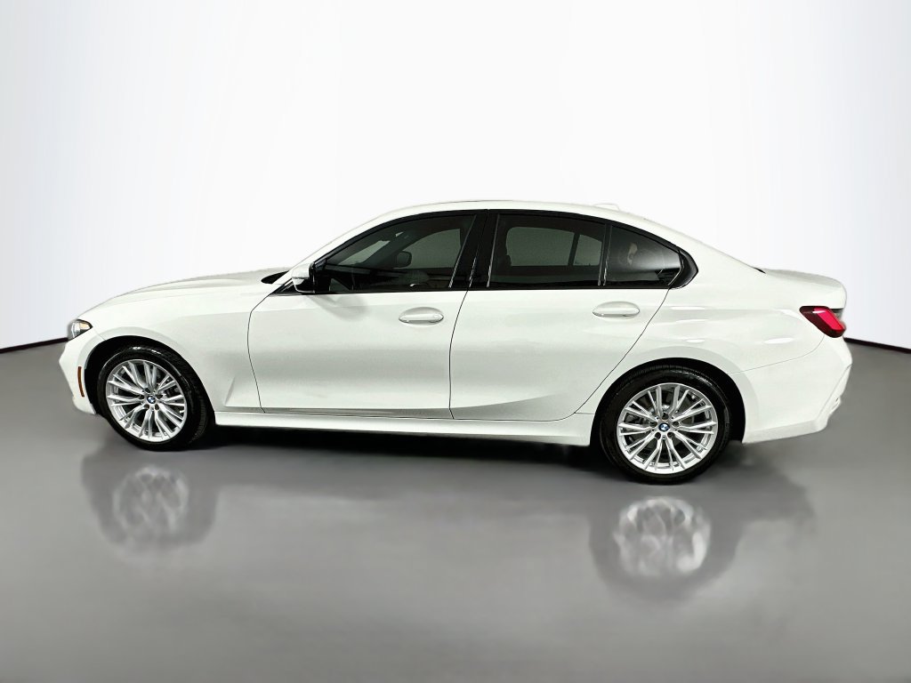 Used 2023 BMW 330i xDrive Sedan w/ Driving Assistance Package AWD/4WD image 8
