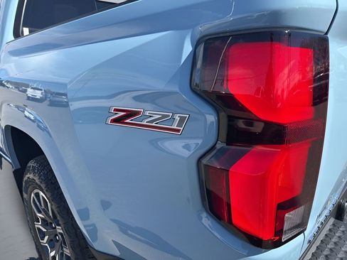 Used 2026 Chevrolet Colorado Z71 w/ Technology Package AWD/4WD image 34