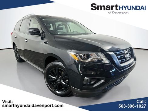 Used 2019 Nissan Pathfinder SL AWD/4WD image 1