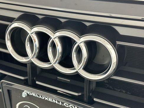 Used 2020 Audi Q8 Premium w/ Black Optic Package image 34