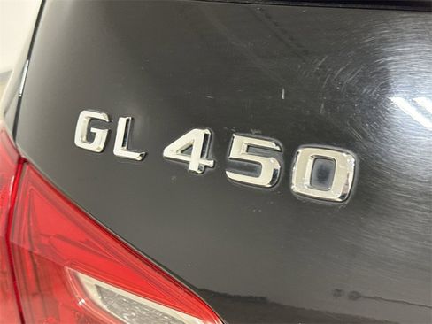 Used 2014 Mercedes-Benz GL 450 4MATIC image 27