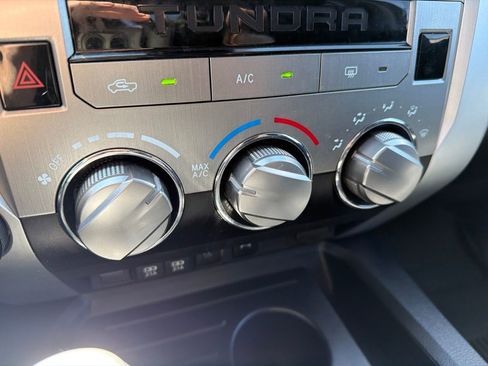 Used 2021 Toyota Tundra SR5 AWD/4WD image 14