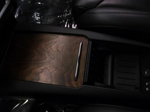 Used 2018 Tesla Model X 75D image 27