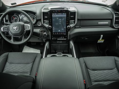 New 2026 RAM 1500 Big Horn AWD/4WD image 23