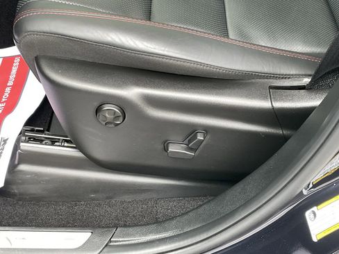 Used 2025 Dodge Durango GT image 28