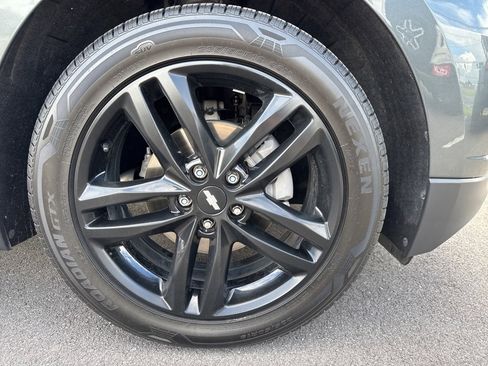 Used 2021 Chevrolet Equinox LT image 12