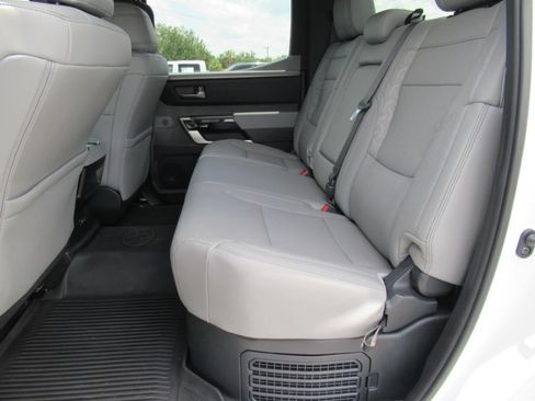 Used 2025 Toyota Tundra Limited w/ TRD Off-Road Package AWD/4WD image 35