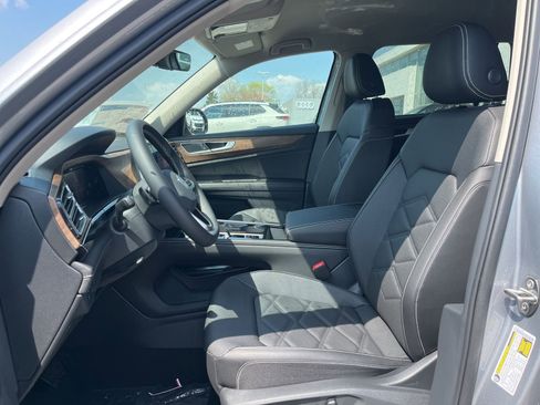 New 2026 Volkswagen Atlas SE image 23