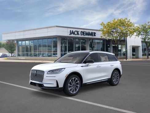 Used 2026 Lincoln Corsair Premiere image 1