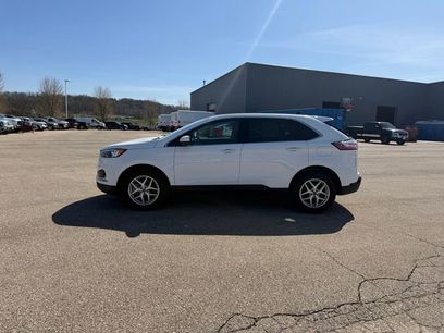 Used 2024 Ford Edge SEL w/ Convenience Package