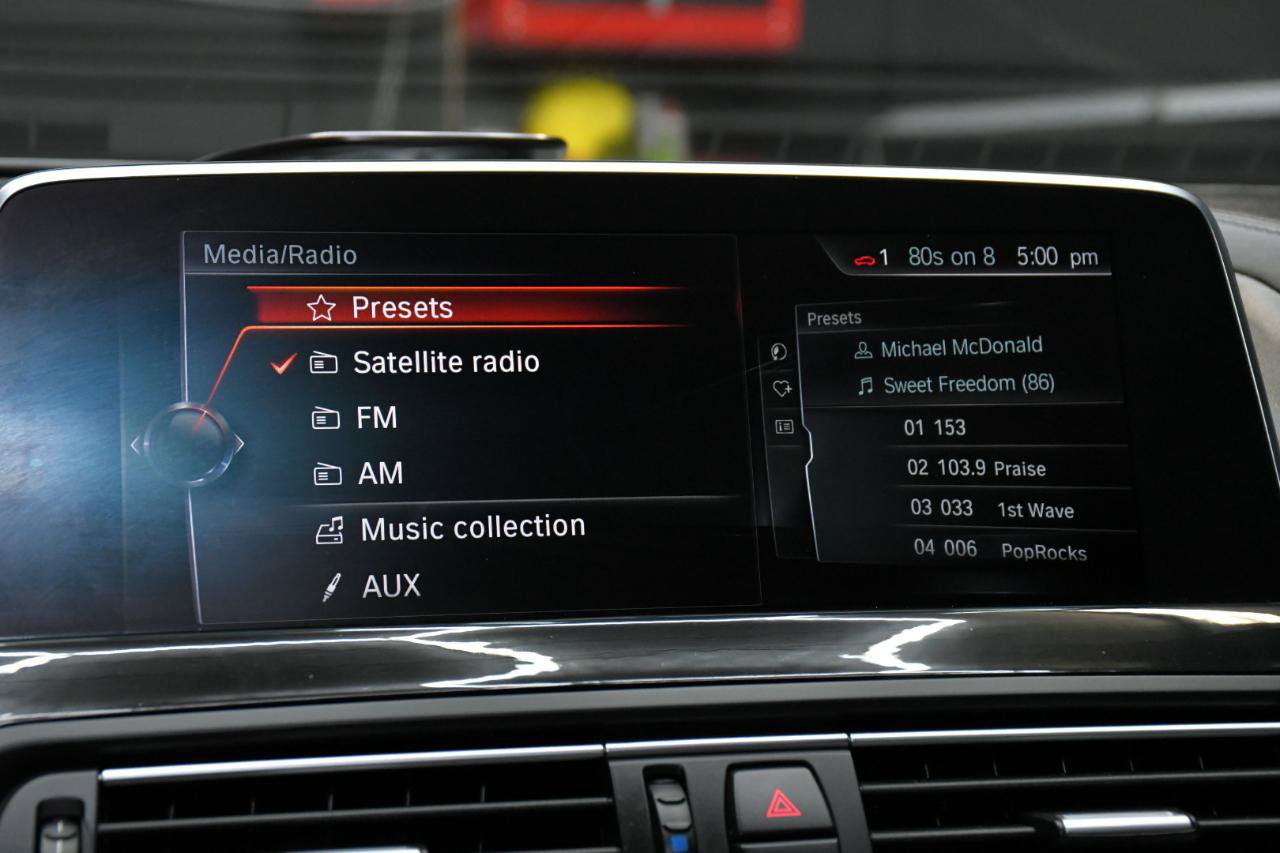 Used 2017 BMW M6 Convertible RWD image 44