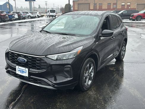 Used 2023 Ford Escape ST-Line w/ Tech Pack #1 image 4