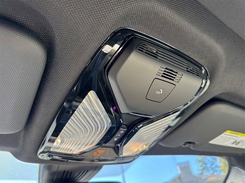 Used 2022 BMW X5 sDrive40i w/ M Sport Package image 31