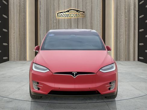 Used 2017 Tesla Model X 75D AWD/4WD image 5
