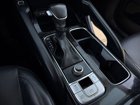 Used 2021 Kia Telluride S FWD image 20
