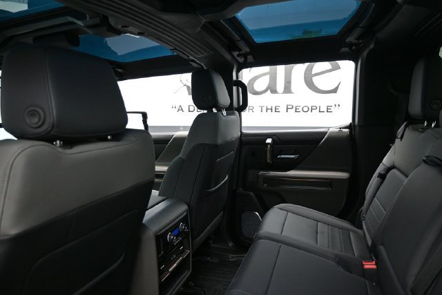 Used 2024 GMC Hummer EV 2X AWD/4WD image 25