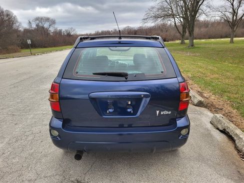 Used 2004 Pontiac Vibe w/ Moon And Tunes Value Package image 8