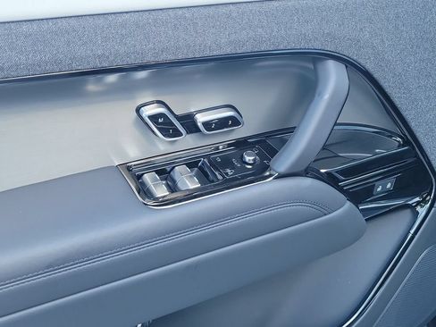 New 2026 Land Rover Range Rover Sport Dynamic SE AWD/4WD image 24